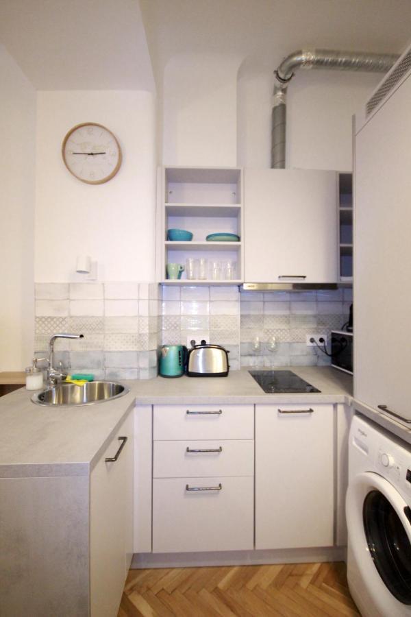 Acacia Hostel Βουδαπέστη Εξωτερικό φωτογραφία