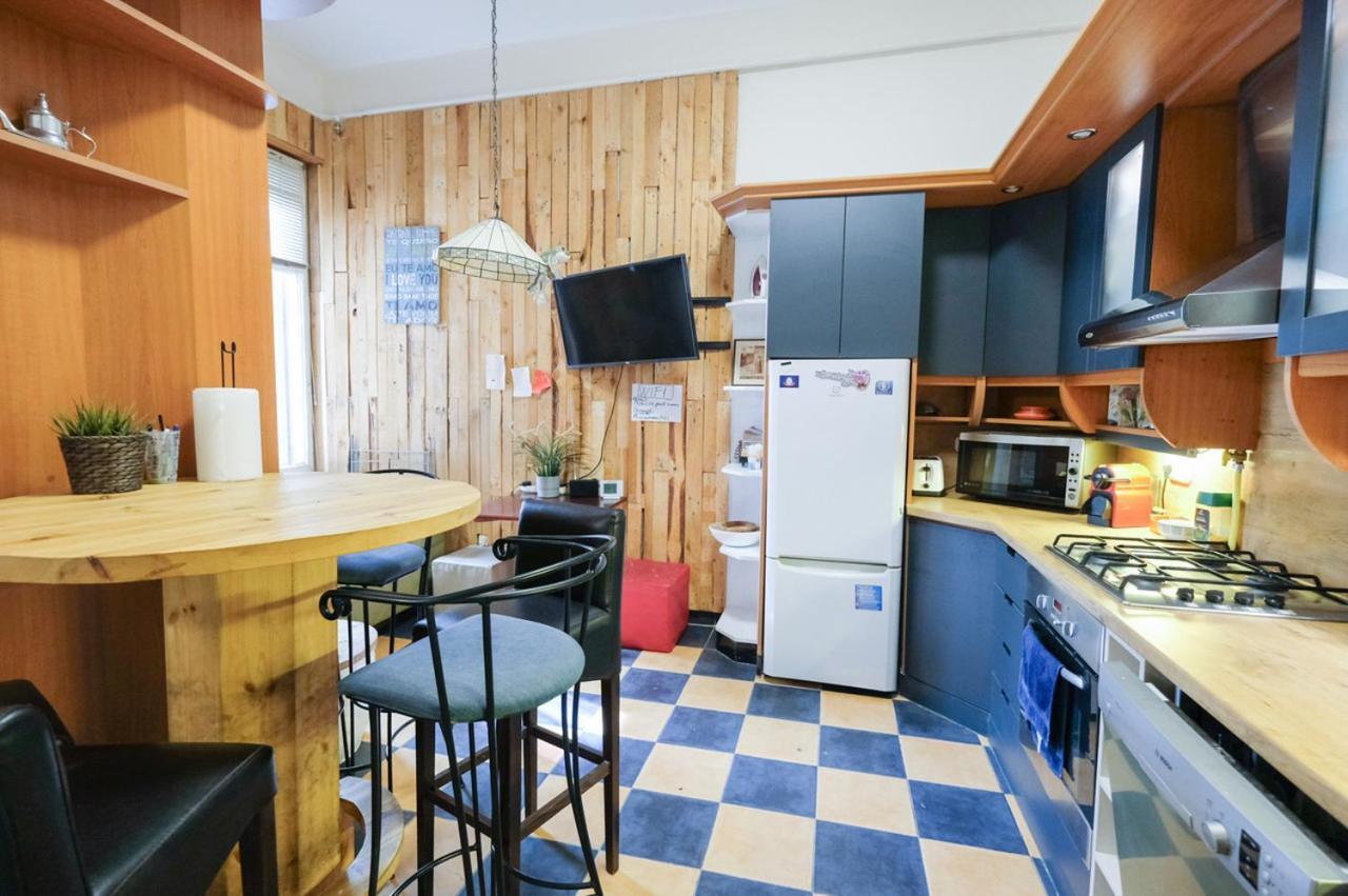 Acacia Hostel Βουδαπέστη Εξωτερικό φωτογραφία