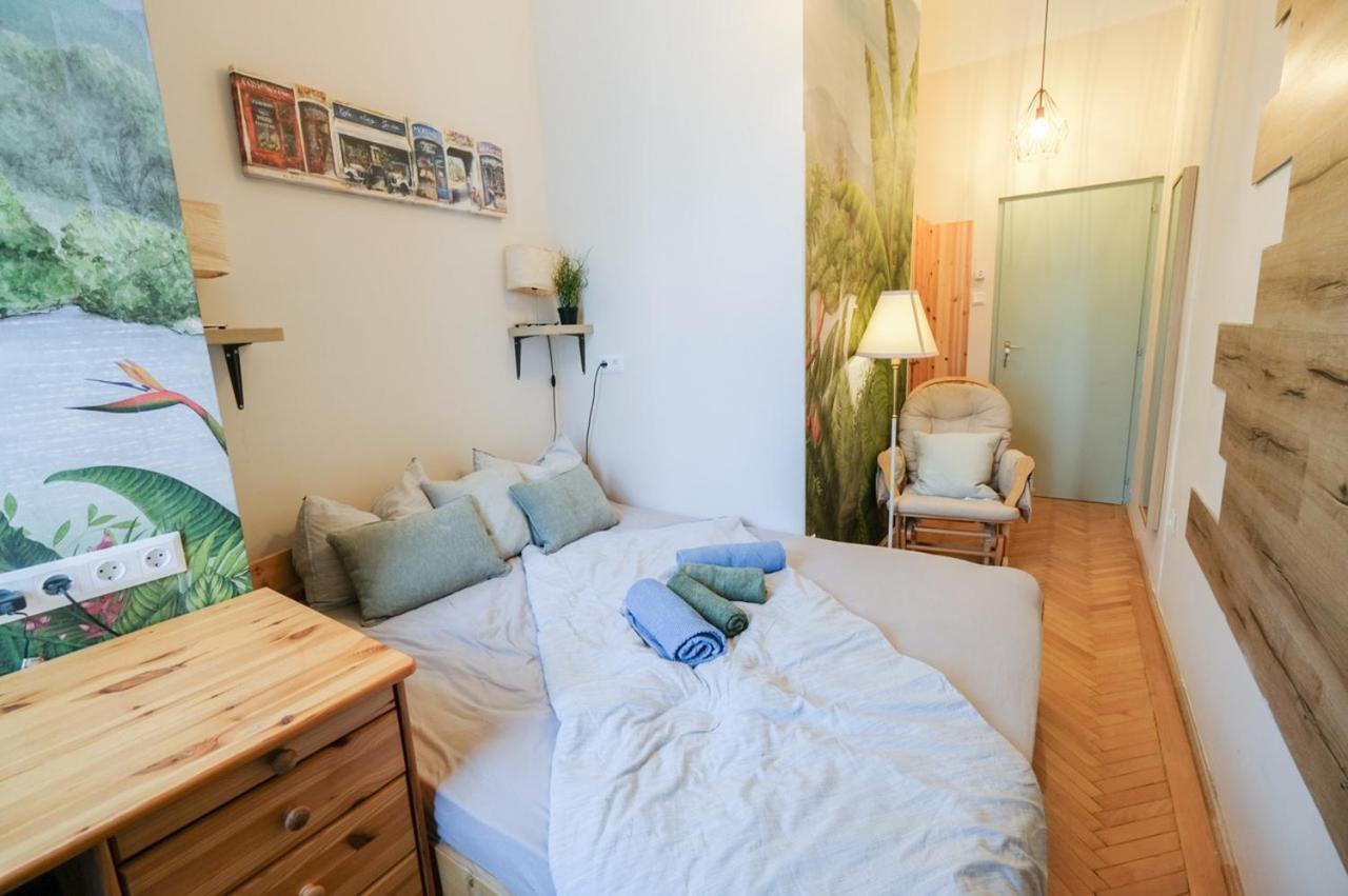 Acacia Hostel Βουδαπέστη Εξωτερικό φωτογραφία