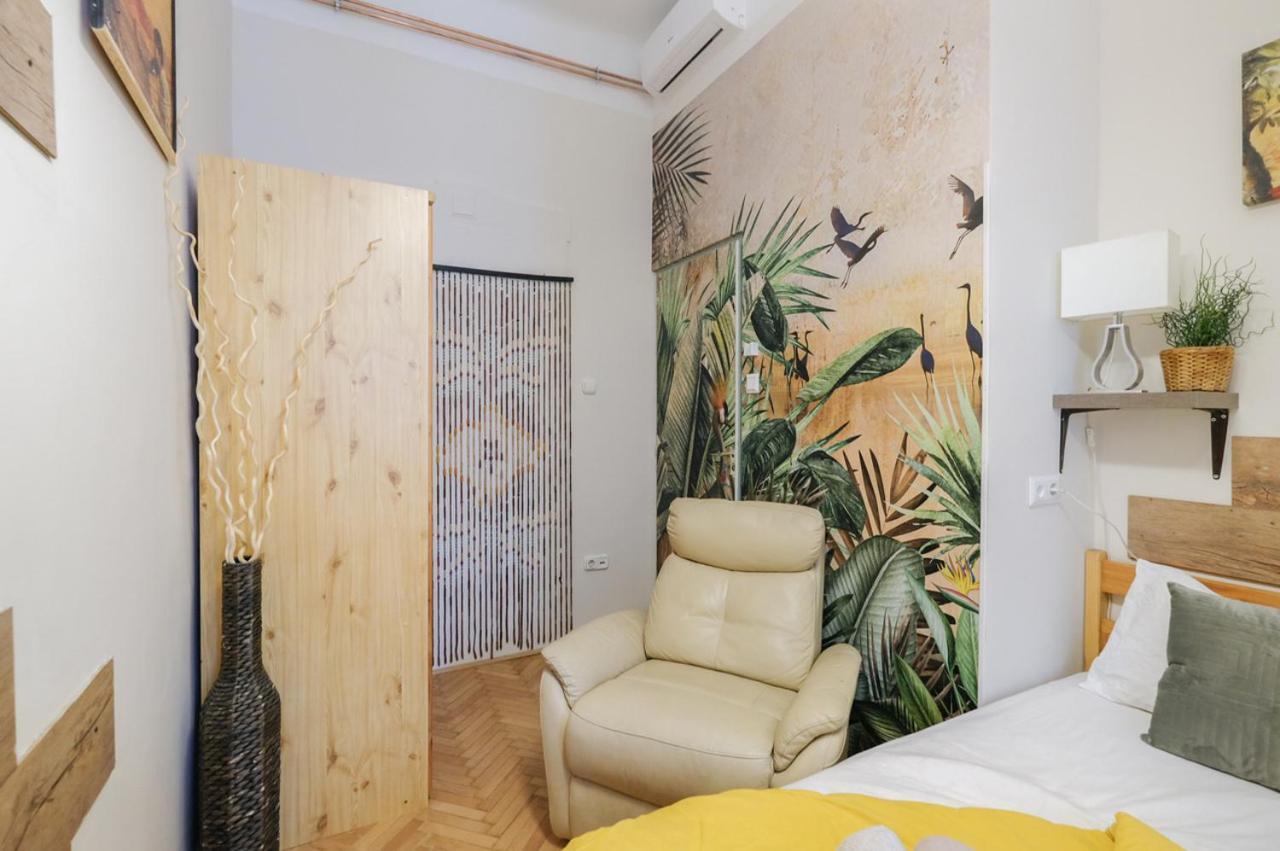Acacia Hostel Βουδαπέστη Εξωτερικό φωτογραφία